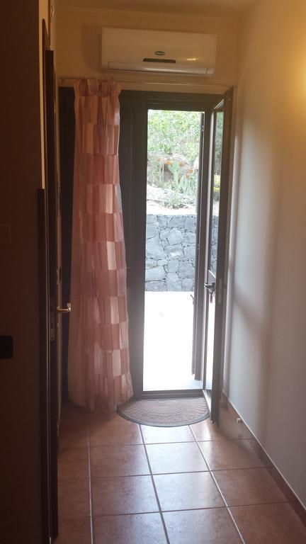 Azienda Agricola Cuntarati Bronte Room photo